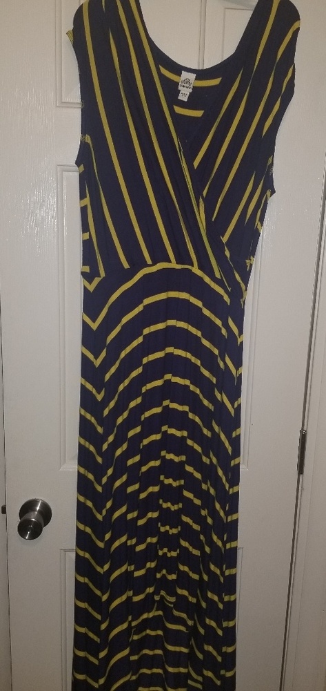 Navy and gold sleeveless high low sundress L large